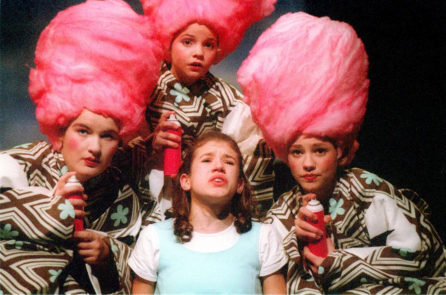 Foto von ALICE IM WUNDERLAND nach Lewis Carroll, Daniel Wahl, 2001